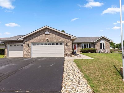 Property at 147 Autumnwood Ln, Davis Junction, IL