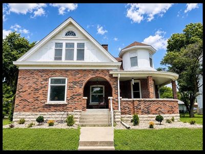Property at 210 W Spruce St, Shelbina, MO
