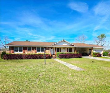 2505 Winchester Dr