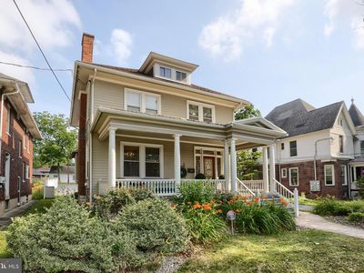 1930 Market St