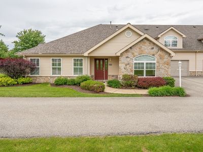 6055 Triple Crown Cir