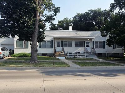 401 W J St