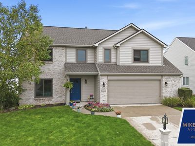 11317 Saint Ives Dr
