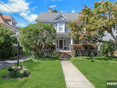 144 Lincoln Avenue