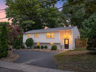 10 Kardon Rd