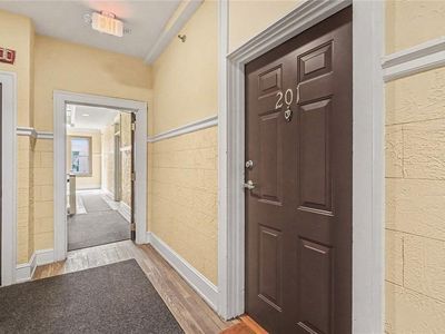 2855 Peachtree Rd NE APT 201