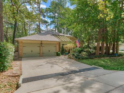 2 Rock Pine Ct
