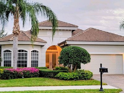 Property at 6116 Dogleg Dr, Naples, FL