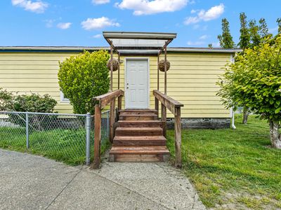 Property at 15 Church Ln, Klamath, CA