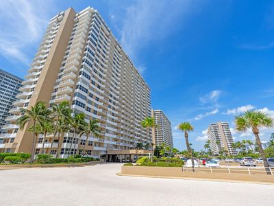 1980 S Ocean Drive #15l