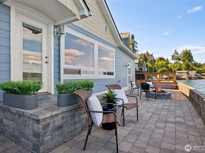 23830 N US Highway 101