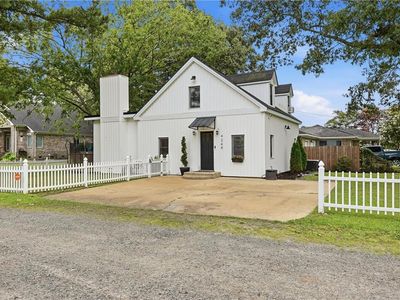 4244 Driver Ln