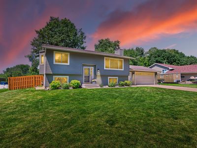 4251 Elizabeth Ln