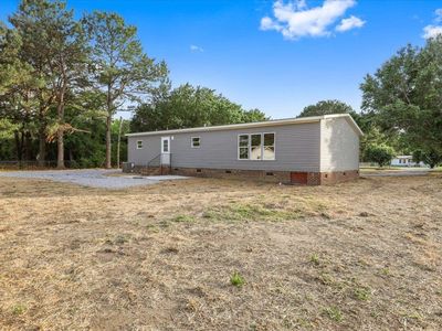 5737 Lloyd Rd
