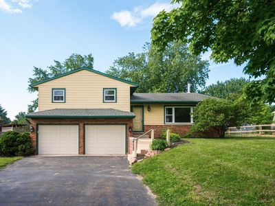4889 Hayes Rd