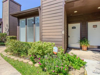 2601 S Braeswood Blvd APT 701