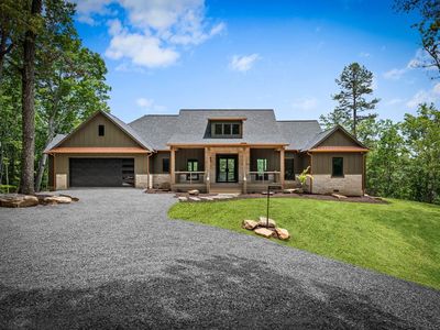 62 Tiffany Ln