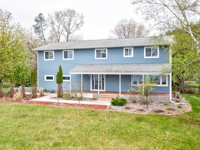 W656 Edwards Ave
