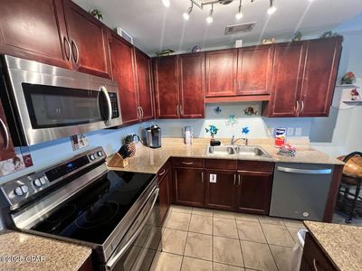 9902 S Thomas Dr UNIT 636