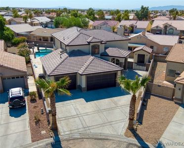 2040 E Desert Greens Dr