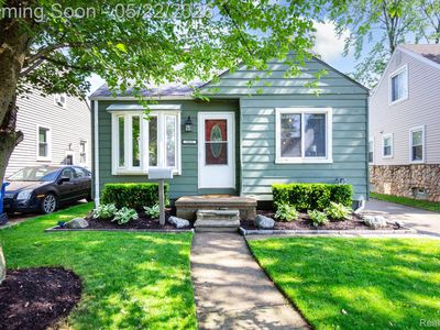15632 Leona Dr
