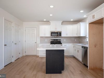 322 Reserve Ln