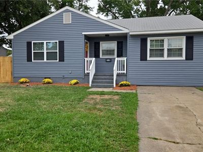 830 Headrow Ter