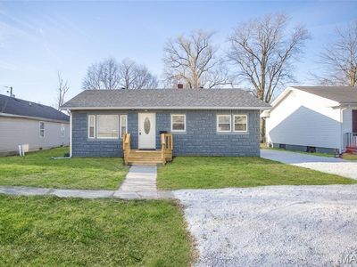 304 Dorothy St