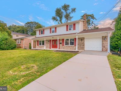 7806 Claudia Dr