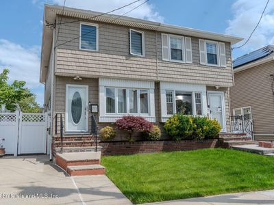 579 Britton Ave
