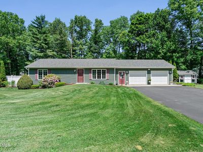 18 Mockingbird Lane