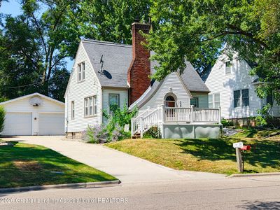 623 Harriet Ave