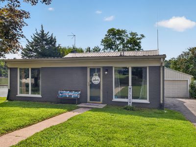 446 Lakeview Point