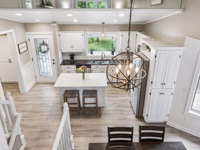Property at 10028 Park Cir, Bloomington, MN