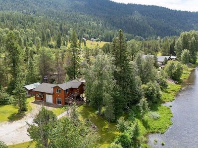 5574 Moyie River Rd