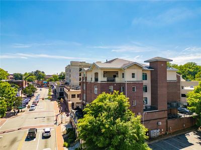 393 College Ave #501