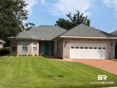 127 Lagoon Dr