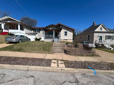 7109 Canterbury Ave