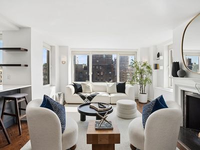 47 E 87th St #15C