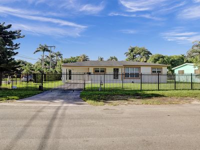 30 NE 139th Street