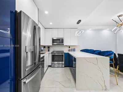 19380 Collins Ave APT 826