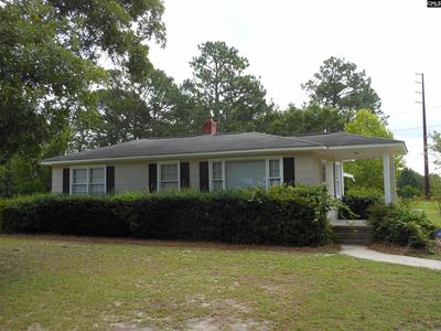 649 Laurel Rd