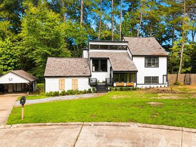 3206 Robert Dr