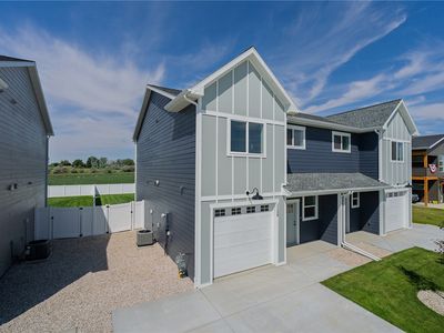 1128-1130 Buffalo Crossing Dr