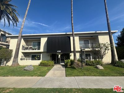 4300 Tujunga Ave
