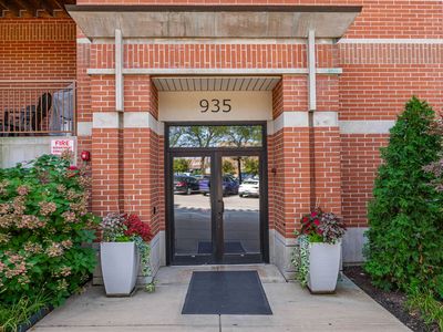 935 Burlington Ave Unit 309