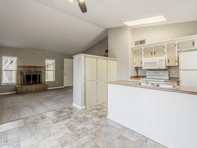 2515 S Maple Ave APT 103