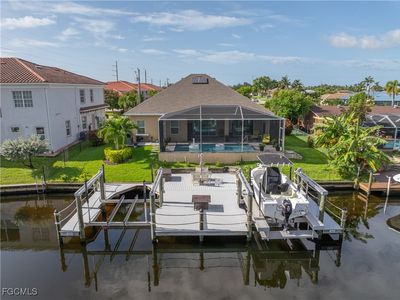 107 SW 39th St