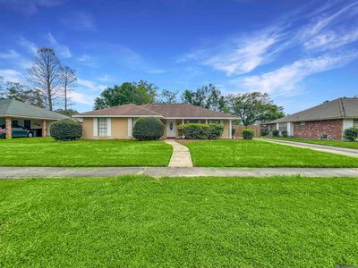 10386 Cinquefoil Ave