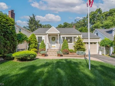 63 Hazel Ave
